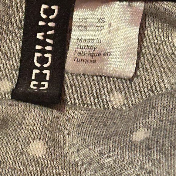 Xs dress with straps. Slit on the side gently used - Picture 5 of 5